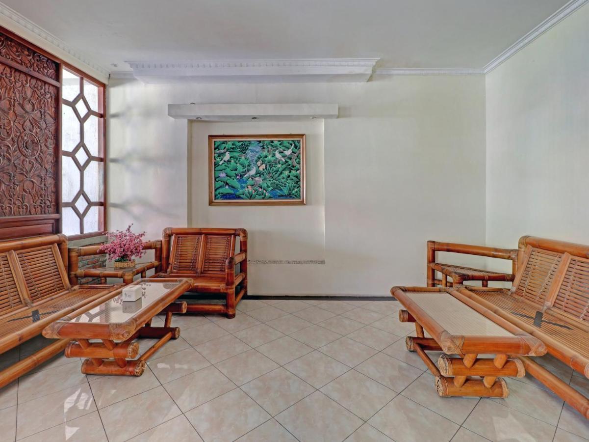 Capital O 90407 Wisma Bahtera Hotel Cirebon Eksteriør billede