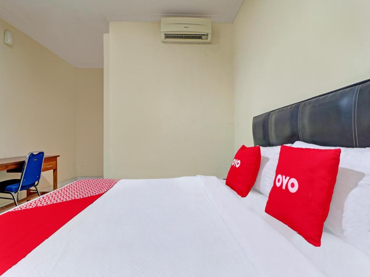 Capital O 90407 Wisma Bahtera Hotel Cirebon Eksteriør billede